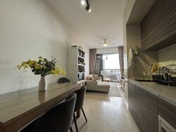 Commonwealth Towers (D3), Condominium #450021781